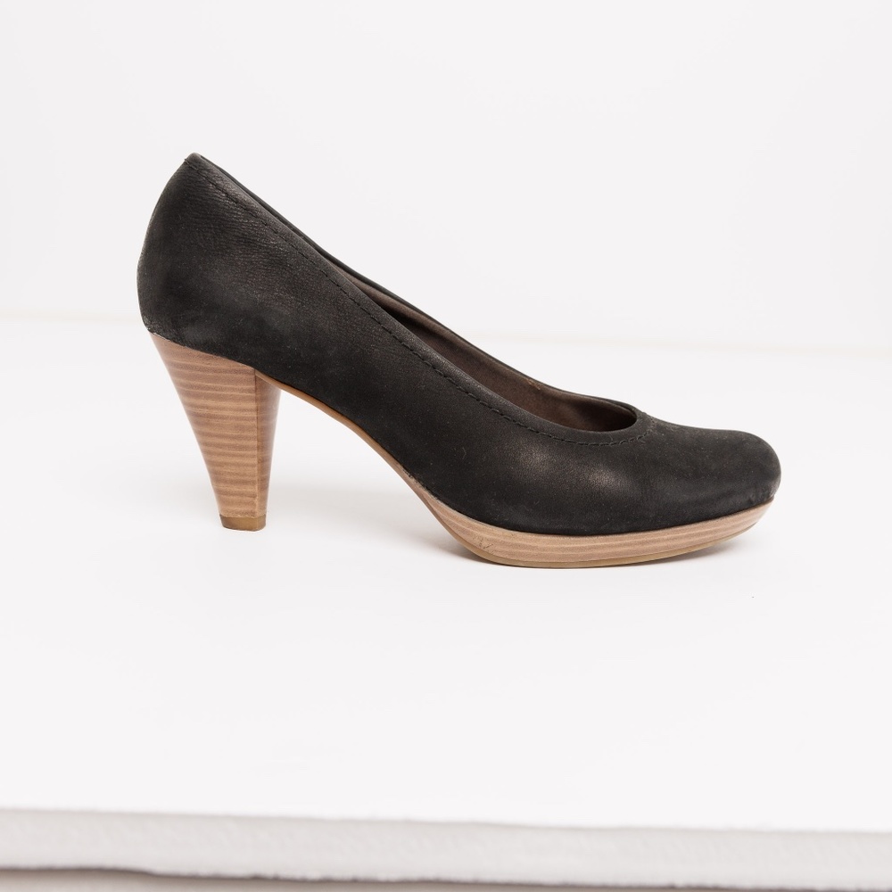 Face Black Suede Pumps with Tan Striped Heel Size EU38